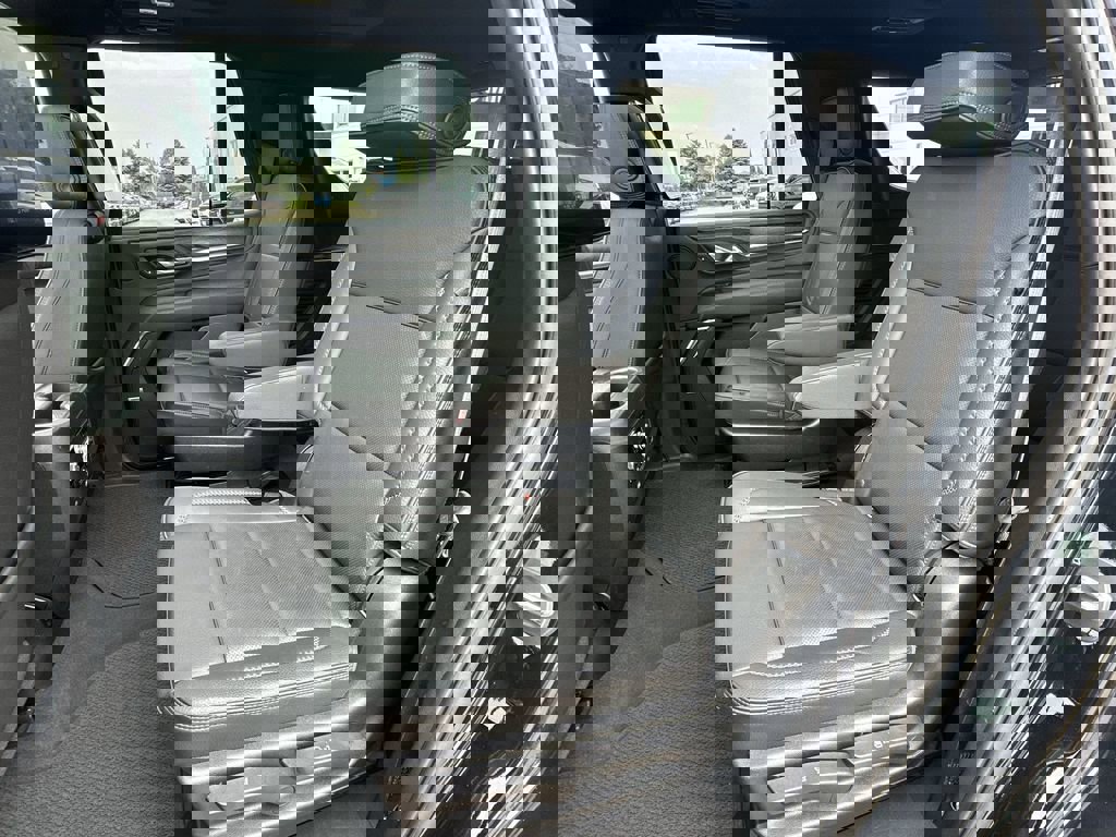 Certified 2021 GMC Yukon Denali w/ Denali Ultimate Package image 27