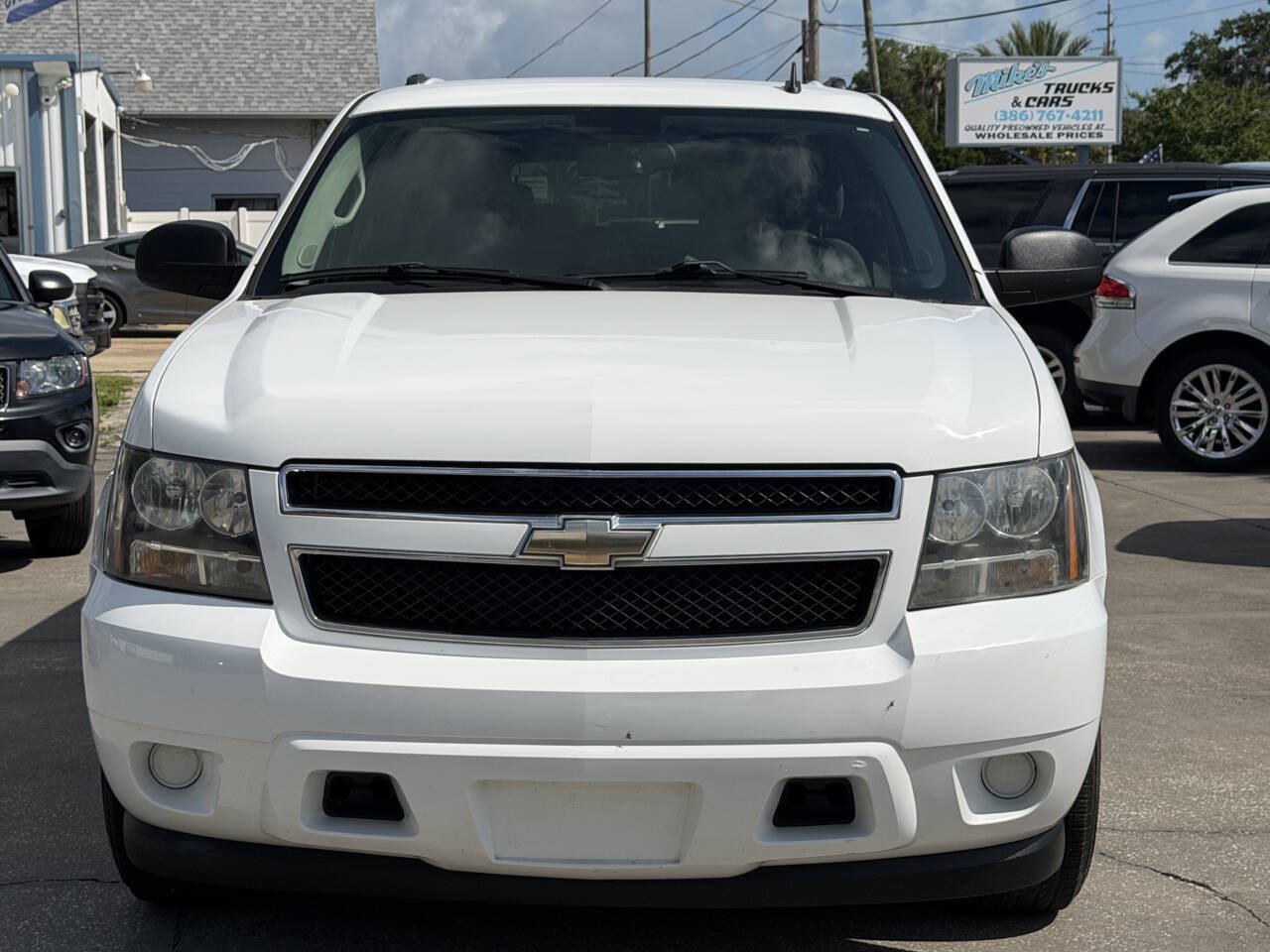 Used 2009 Chevrolet Suburban LS RWD image 3