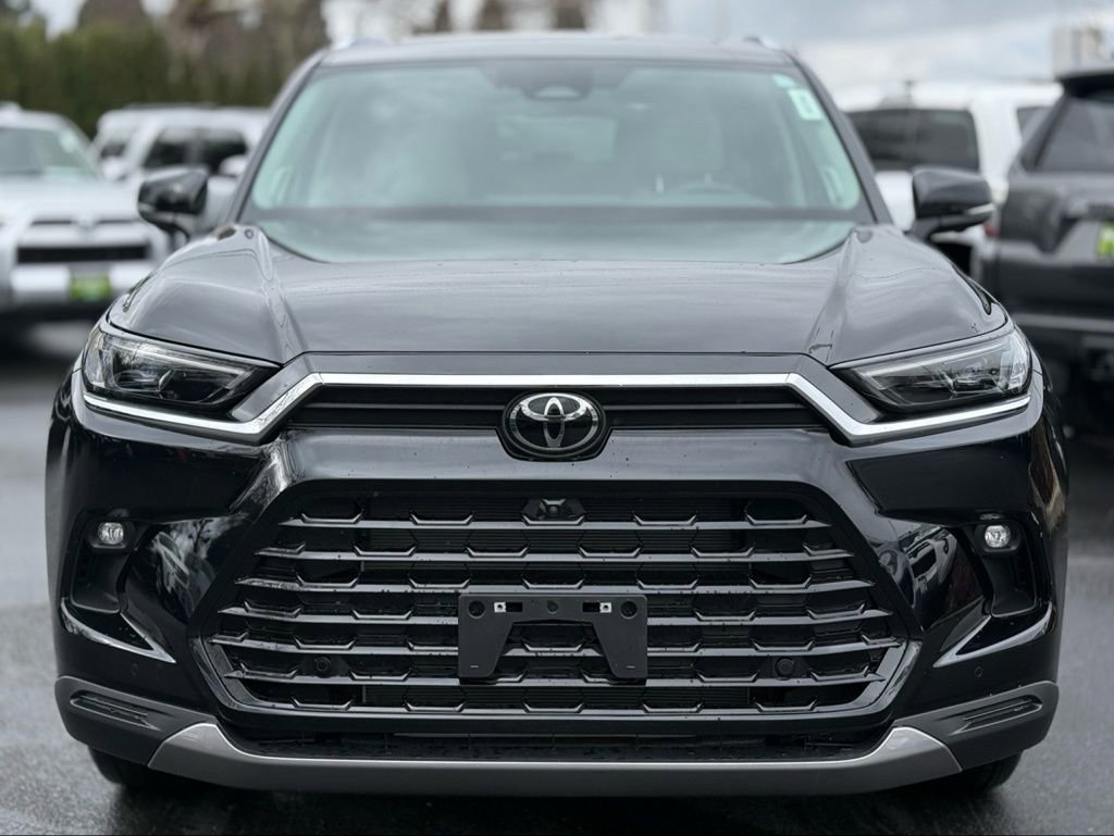 Certified 2025 Toyota Grand Highlander Limited image 8