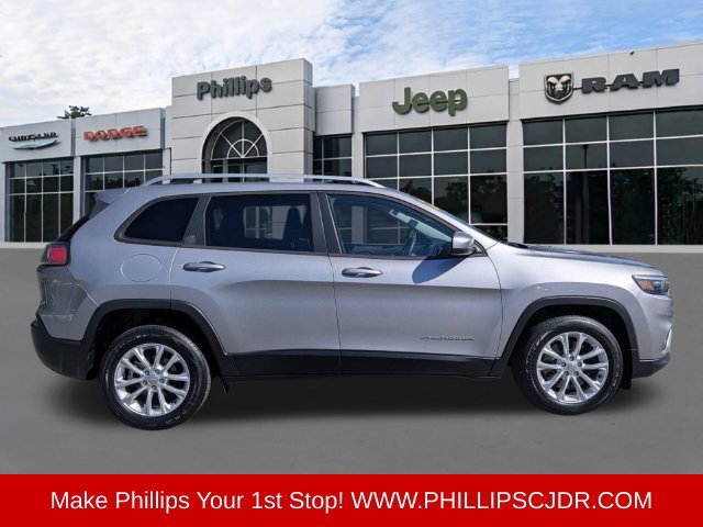 Certified 2020 Jeep Cherokee Latitude FWD image 2