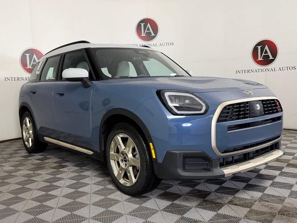 Used 2025 MINI Cooper Countryman S image 1