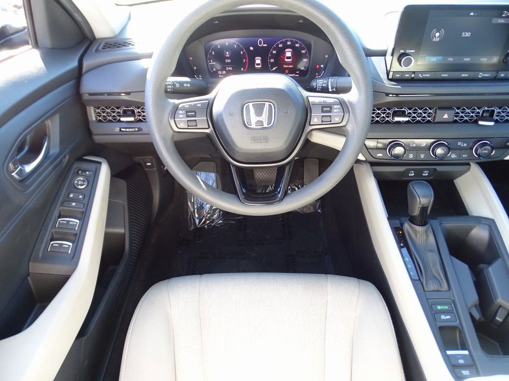 Used 2024 Honda Accord EX image 19