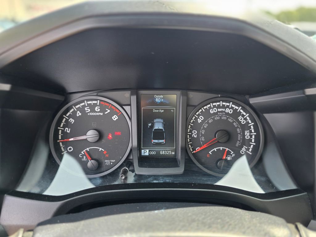 Used 2022 Toyota Tacoma SR image 22