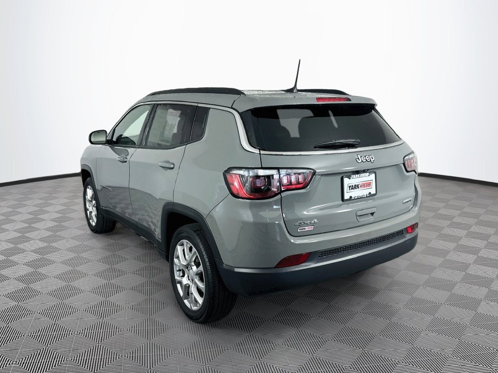 Used 2023 Jeep Compass Latitude AWD/4WD image 7