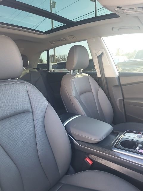 Used 2021 Audi Q8 Prestige image 18