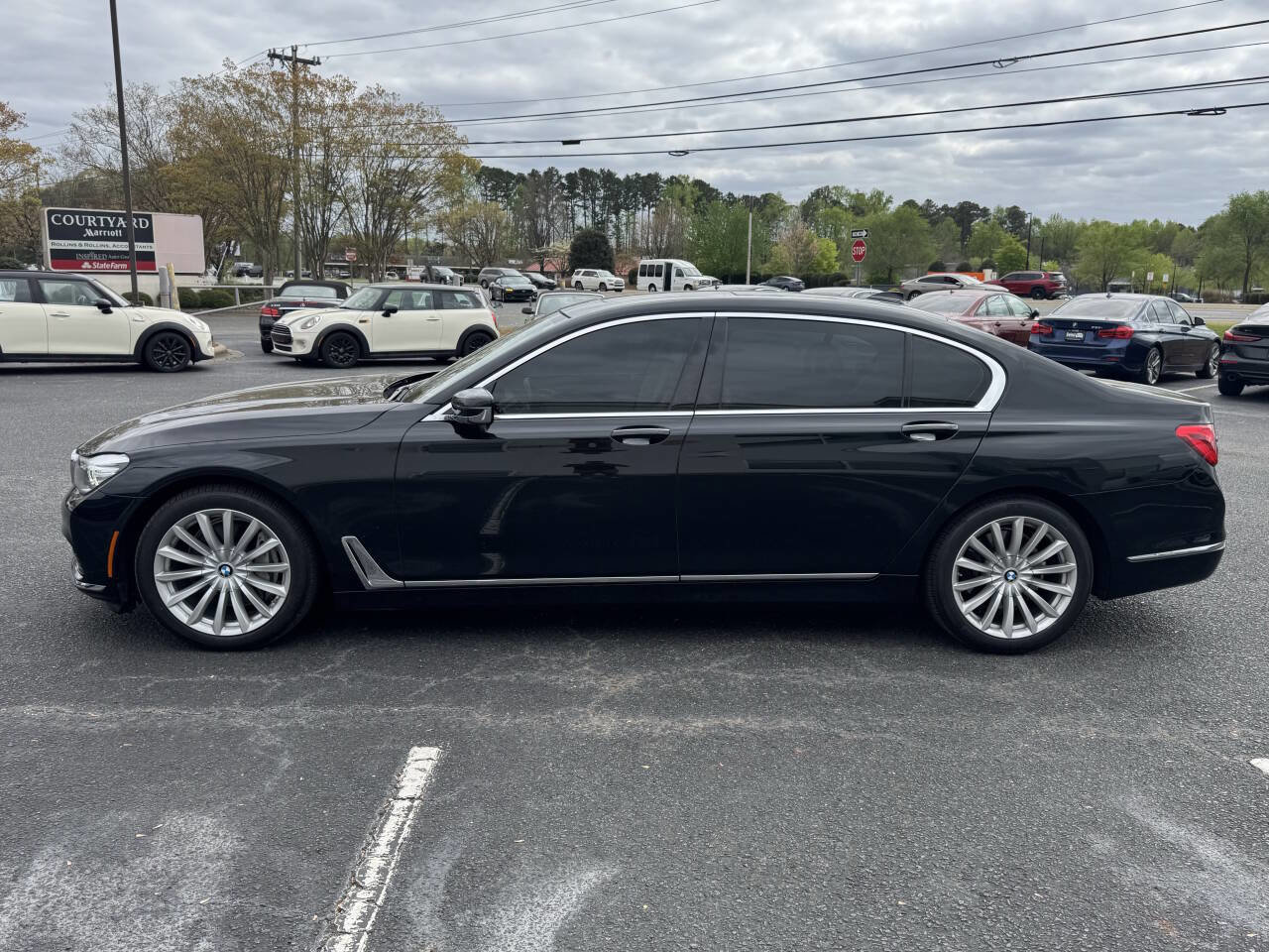 Used 2018 BMW 740i RWD image 4