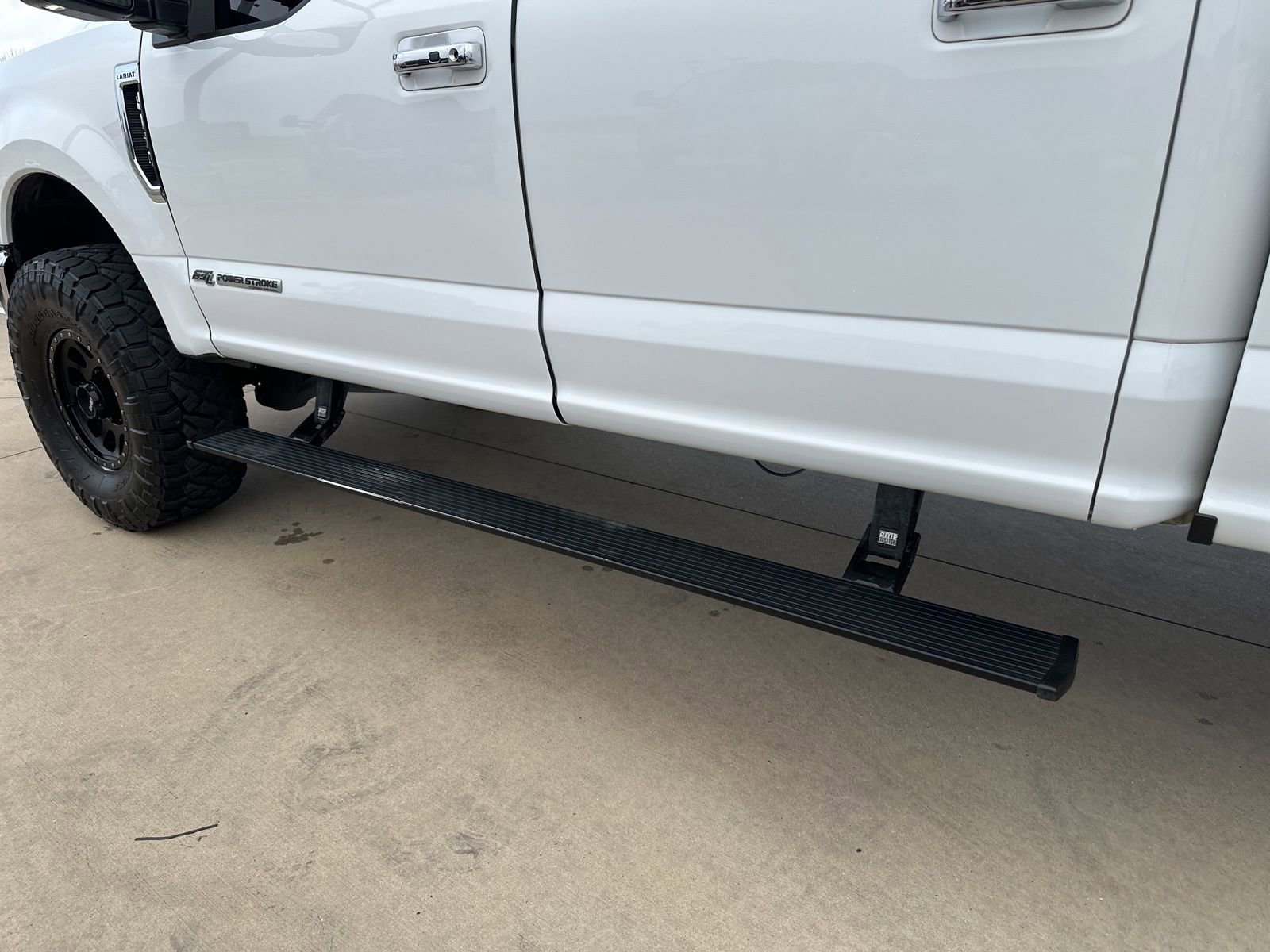 Used 2022 Ford F350 Lariat w/ Lariat Ultimate Package image 15