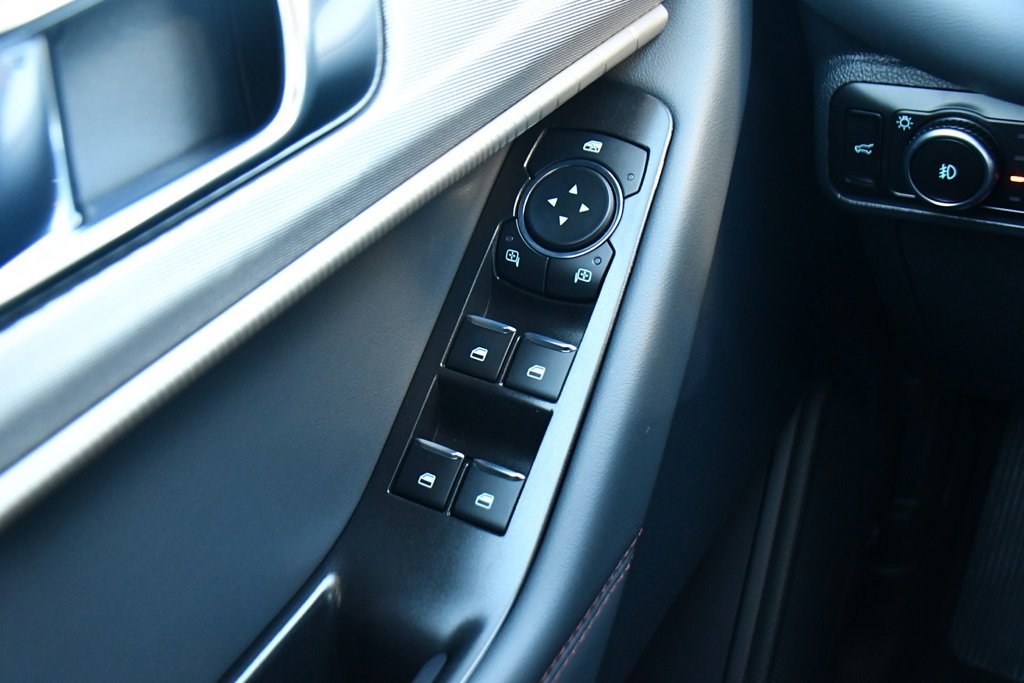 Used 2026 Ford Explorer Active w/ Active Comfort Package image 25