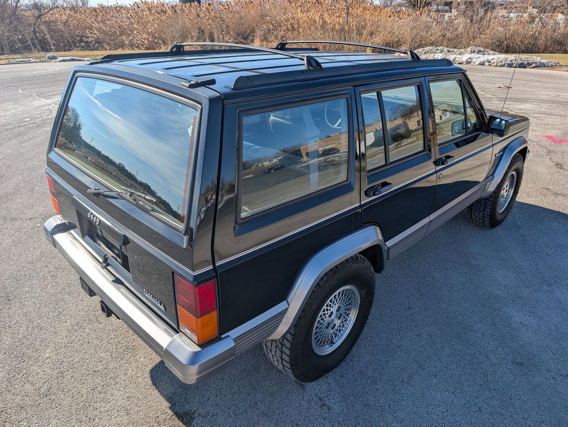 Used 1993 Jeep Cherokee Country image 27