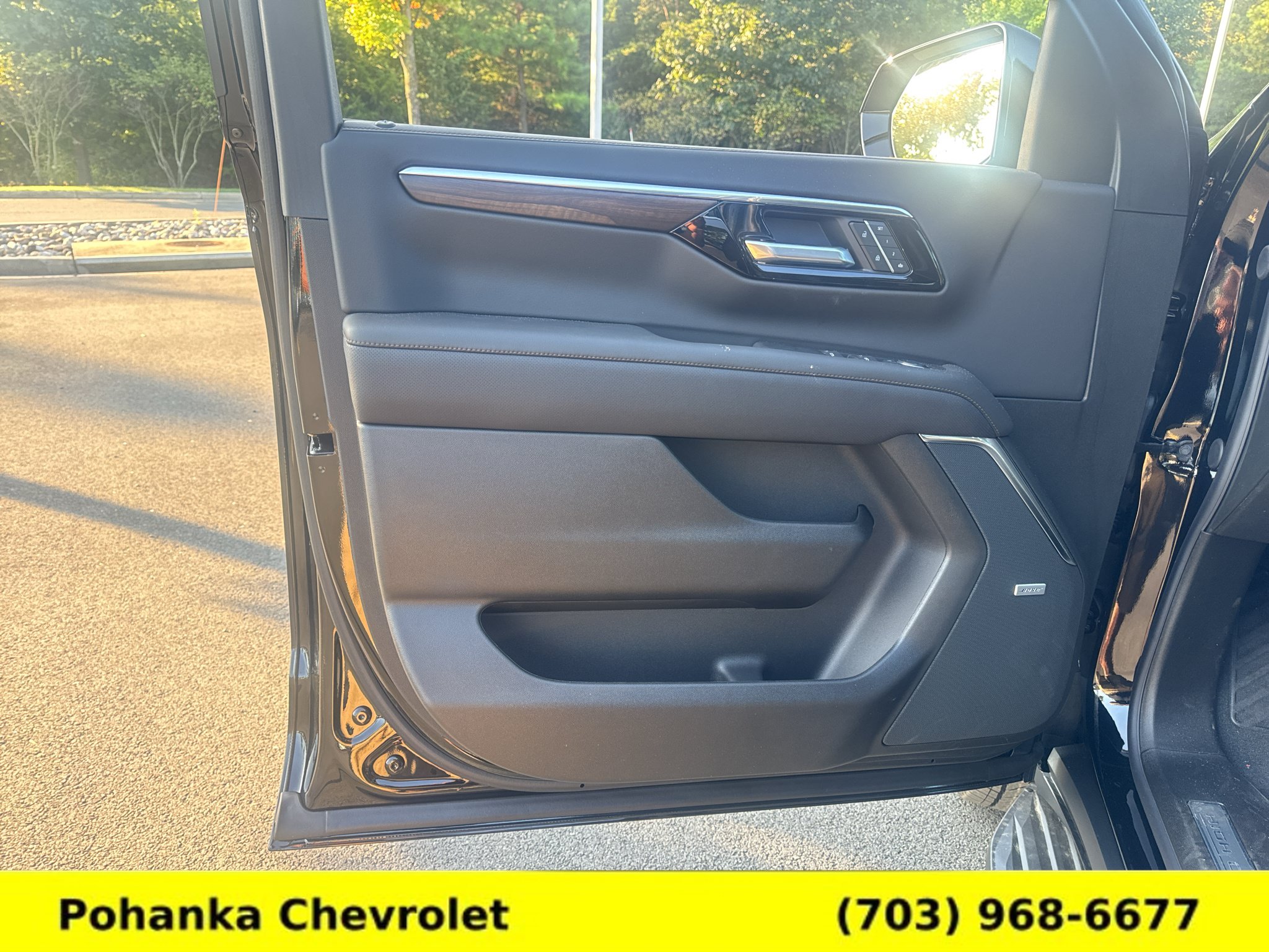 New 2026 Chevrolet Suburban High Country w/ Sun And Tow Package AWD/4WD image 25