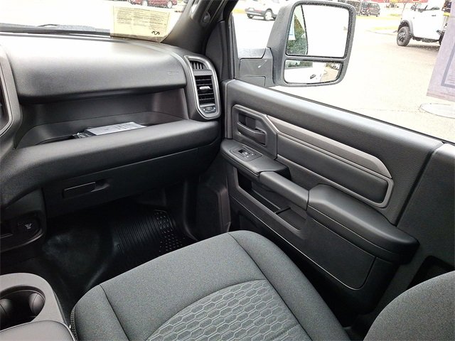 Used 2025 RAM 3500 Tradesman image 11