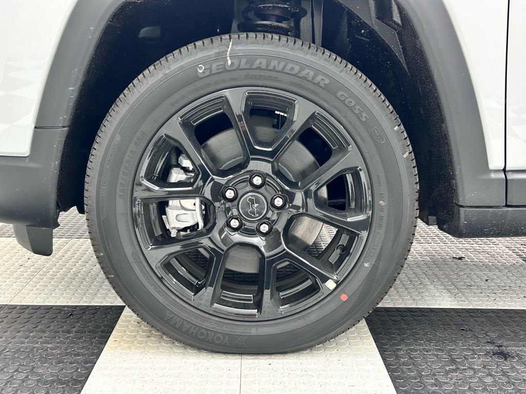 New 2026 Jeep Compass Latitude AWD/4WD image 8