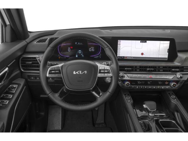 Used 2025 Kia Telluride AWD image 10