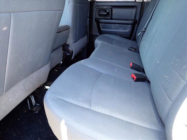 Used 2017 RAM 1500 Express AWD/4WD image 8
