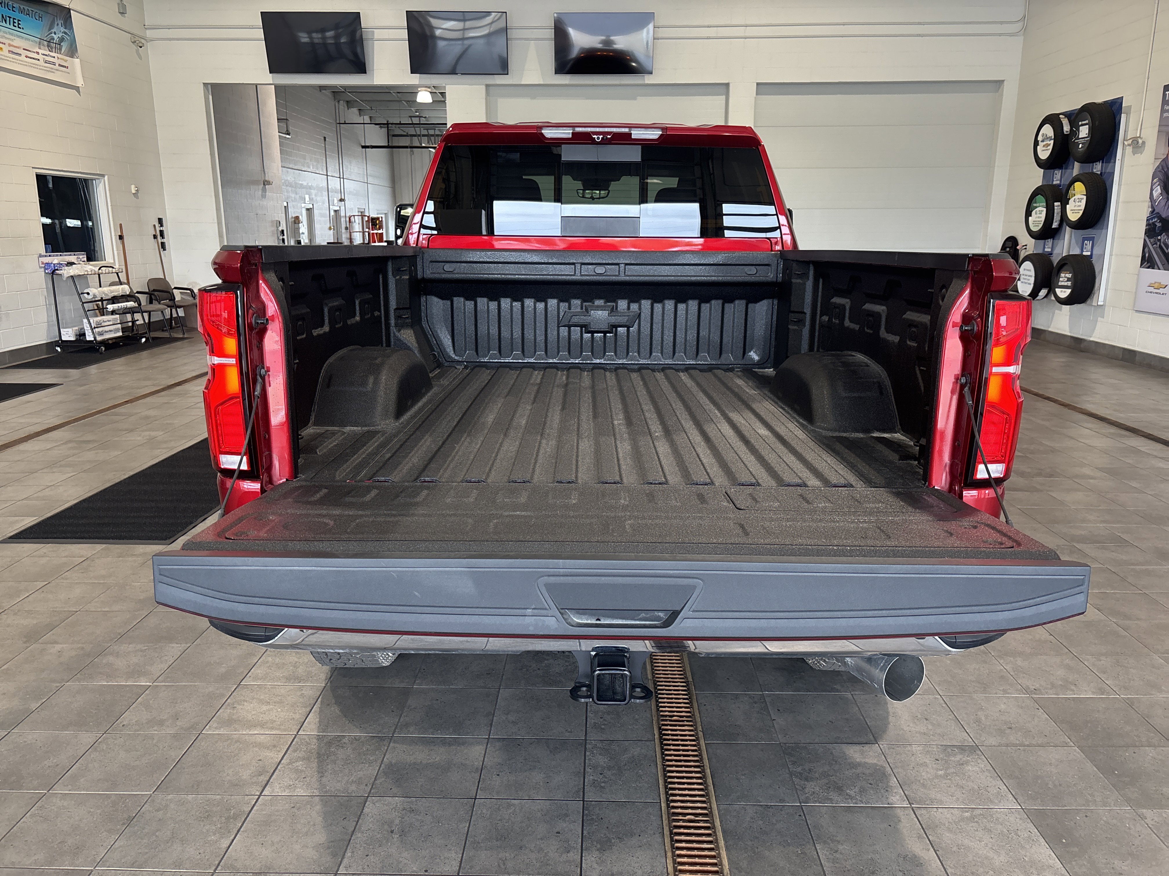New 2026 Chevrolet Silverado 2500 LTZ w/ LTZ Convenience Package image 5