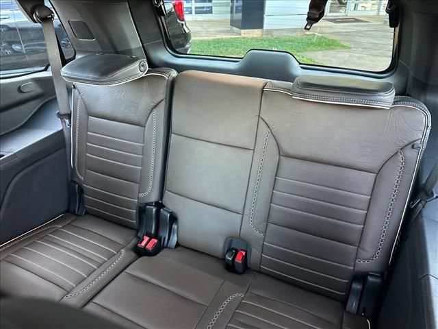 New 2026 GMC Yukon Denali Ultimate AWD/4WD image 29