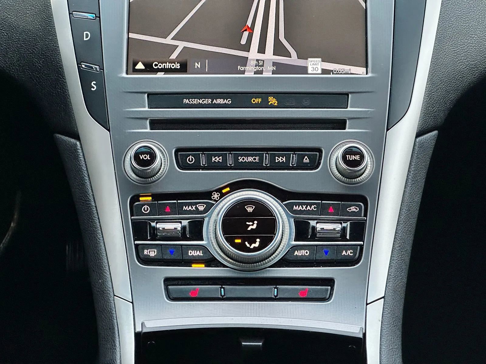 Used 2017 Lincoln MKZ Select w/ Select Plus Package image 15