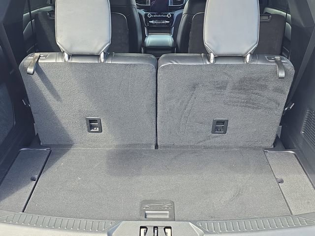 Used 2022 Ford Explorer ST w/ Equipment Group 401A image 6