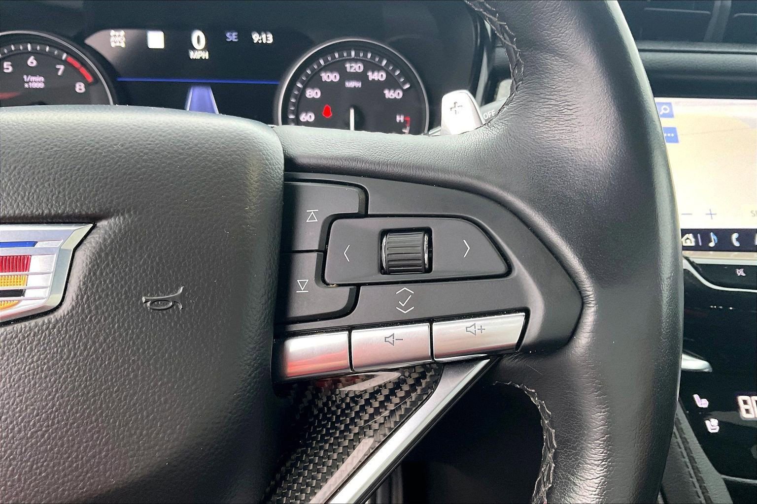 Used 2024 Cadillac XT6 Sport w/ Technology Package image 22