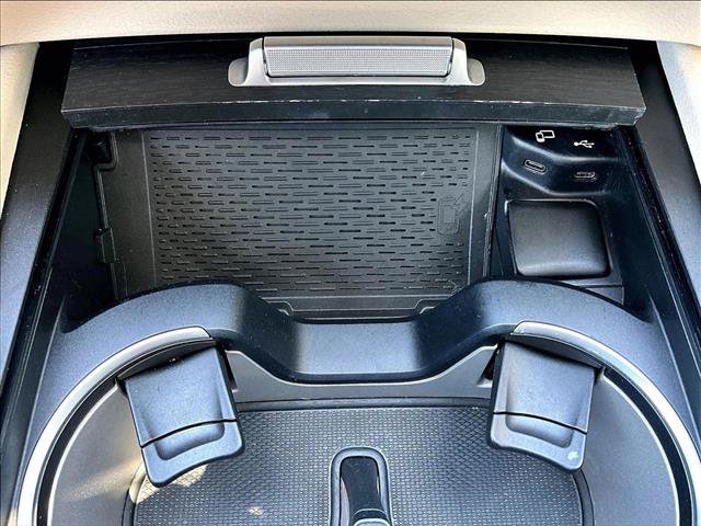 Used 2020 Mercedes-Benz GLS 450 4MATIC image 25