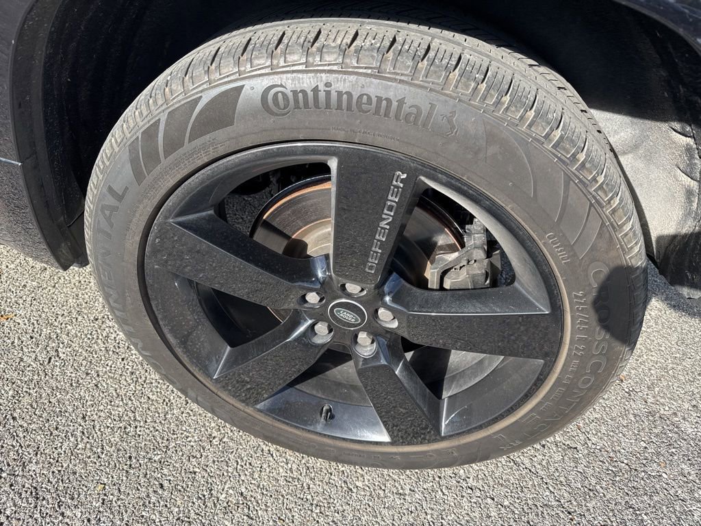 Used 2023 Land Rover Defender 110 V8 image 9