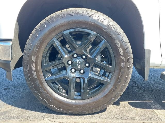 Used 2020 Chevrolet Silverado 1500 LTZ w/ LTZ Premium Package image 38