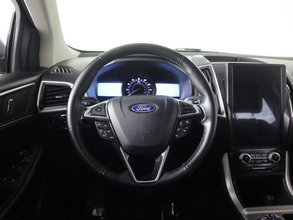 Used 2024 Ford Edge SEL image 37