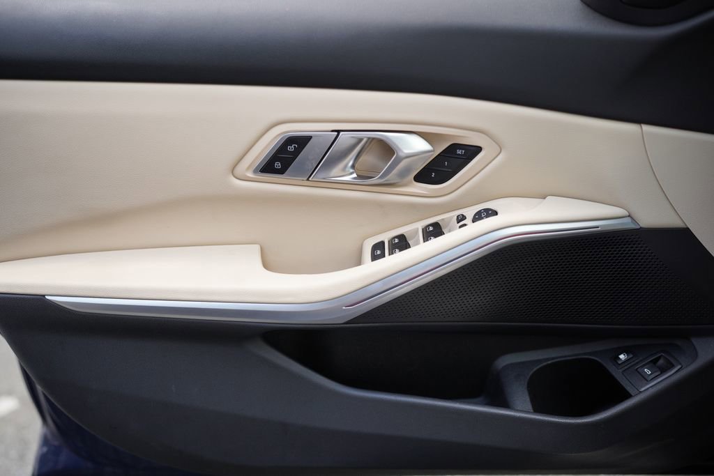 Used 2023 BMW 330e w/ Driving Assistance Package image 36