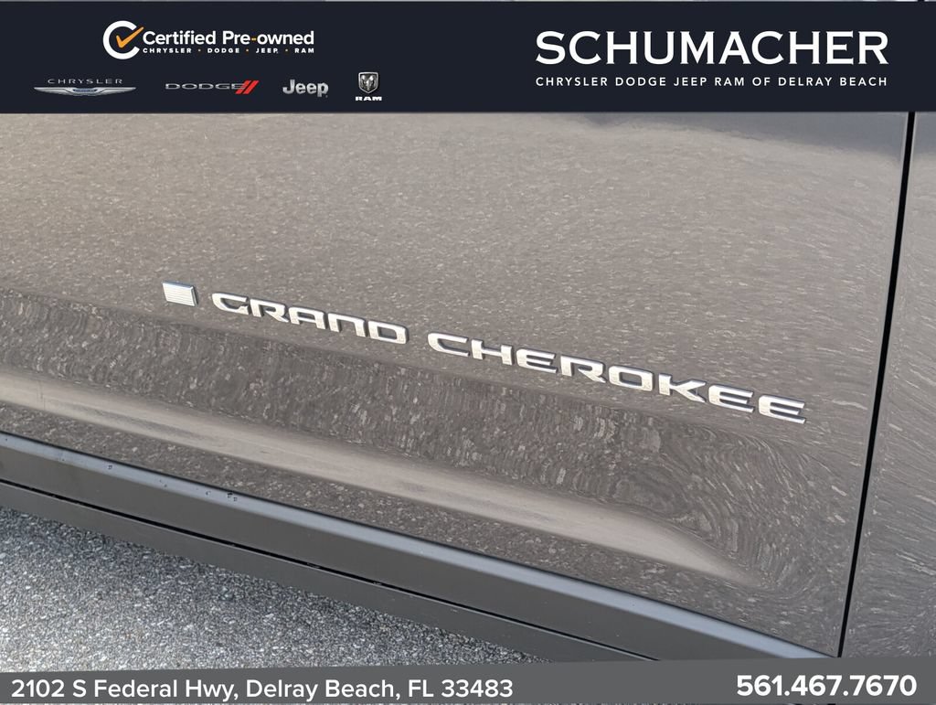 Certified 2024 Jeep Grand Cherokee Limited AWD/4WD image 10