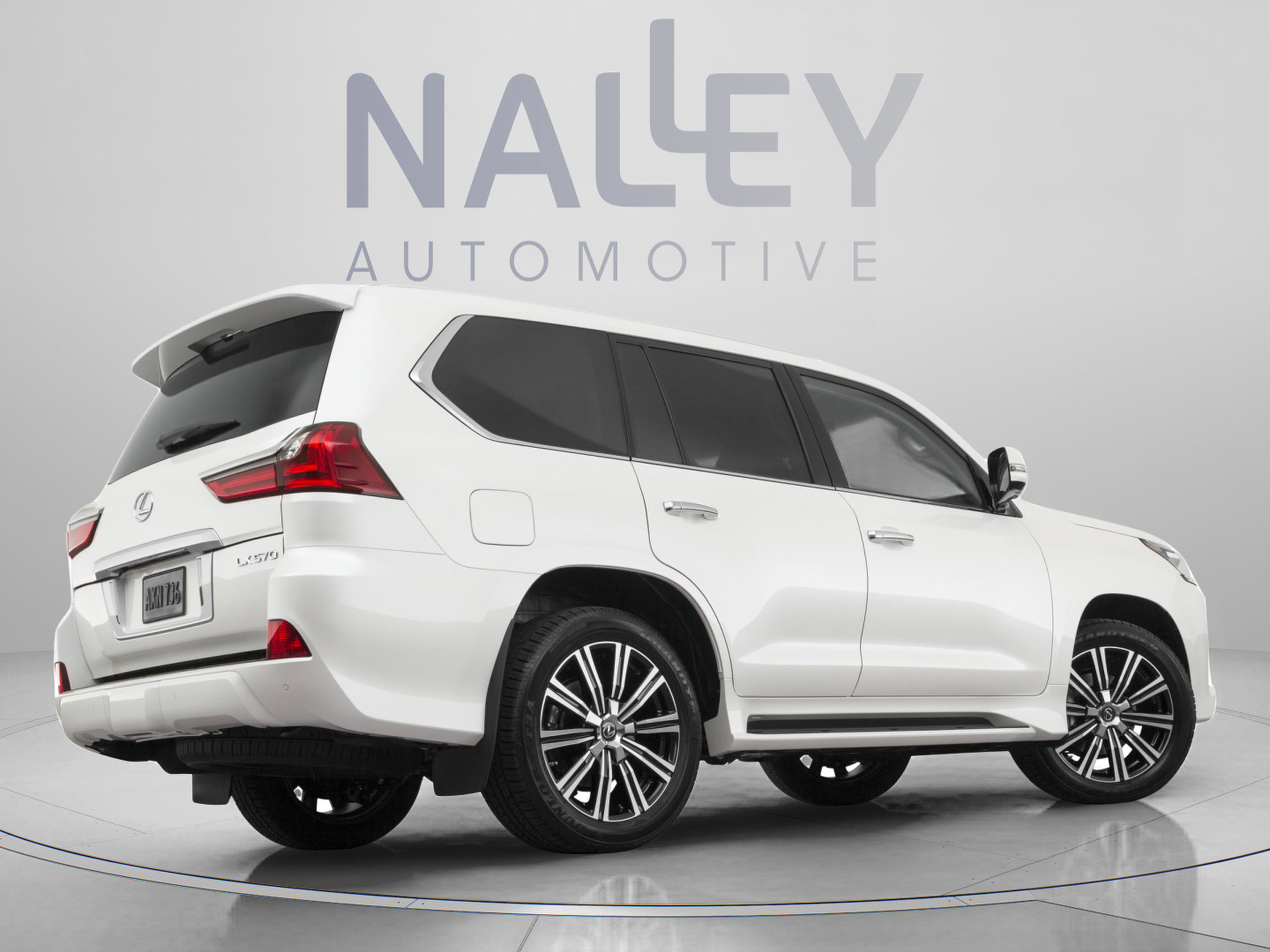 Used 2021 Lexus LX 570 4WD w/ Luxury Package image 5