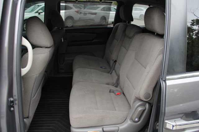 Used 2015 Honda Odyssey EX image 26