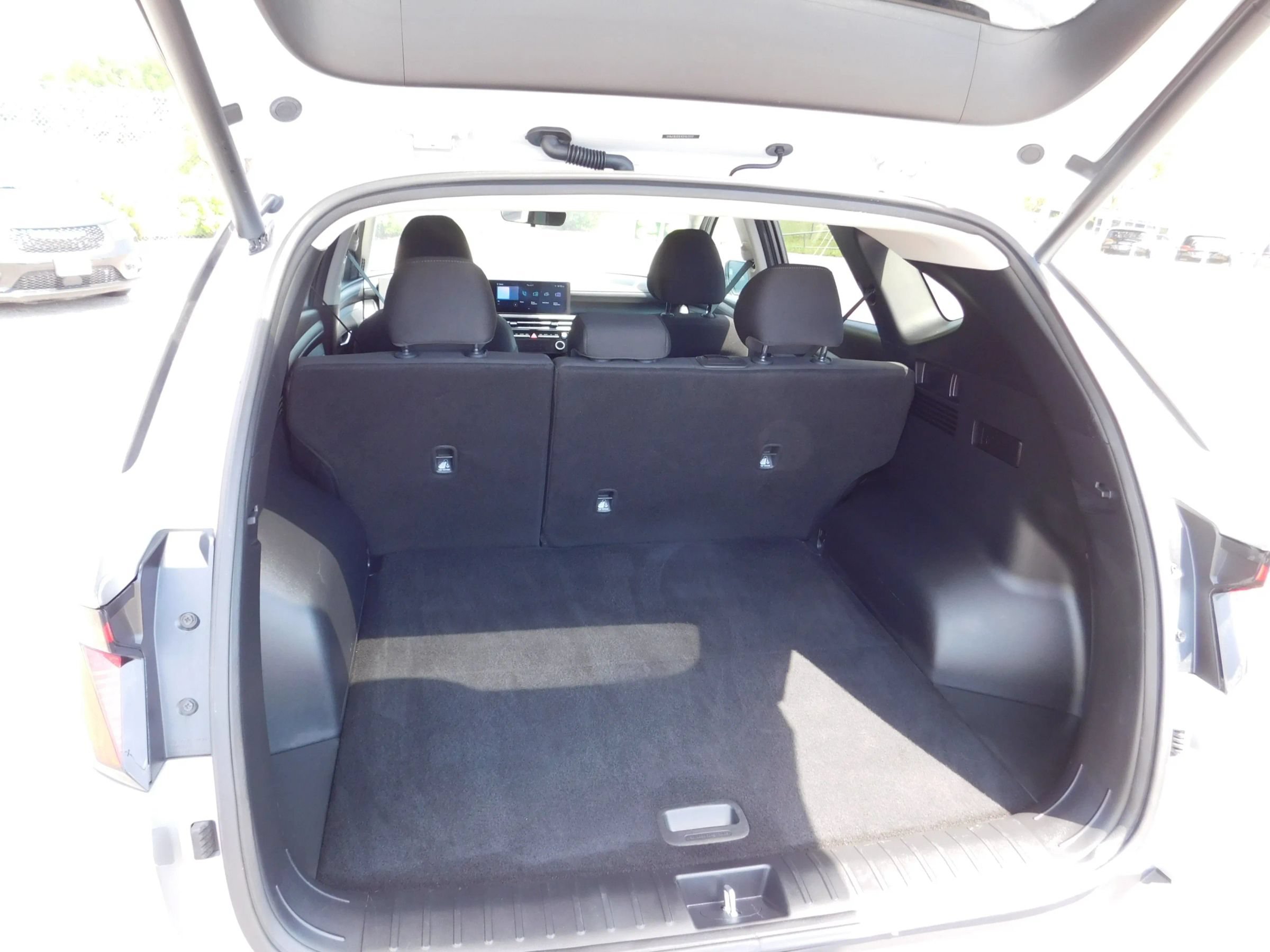 Used 2025 Hyundai Tucson SEL FWD image 8
