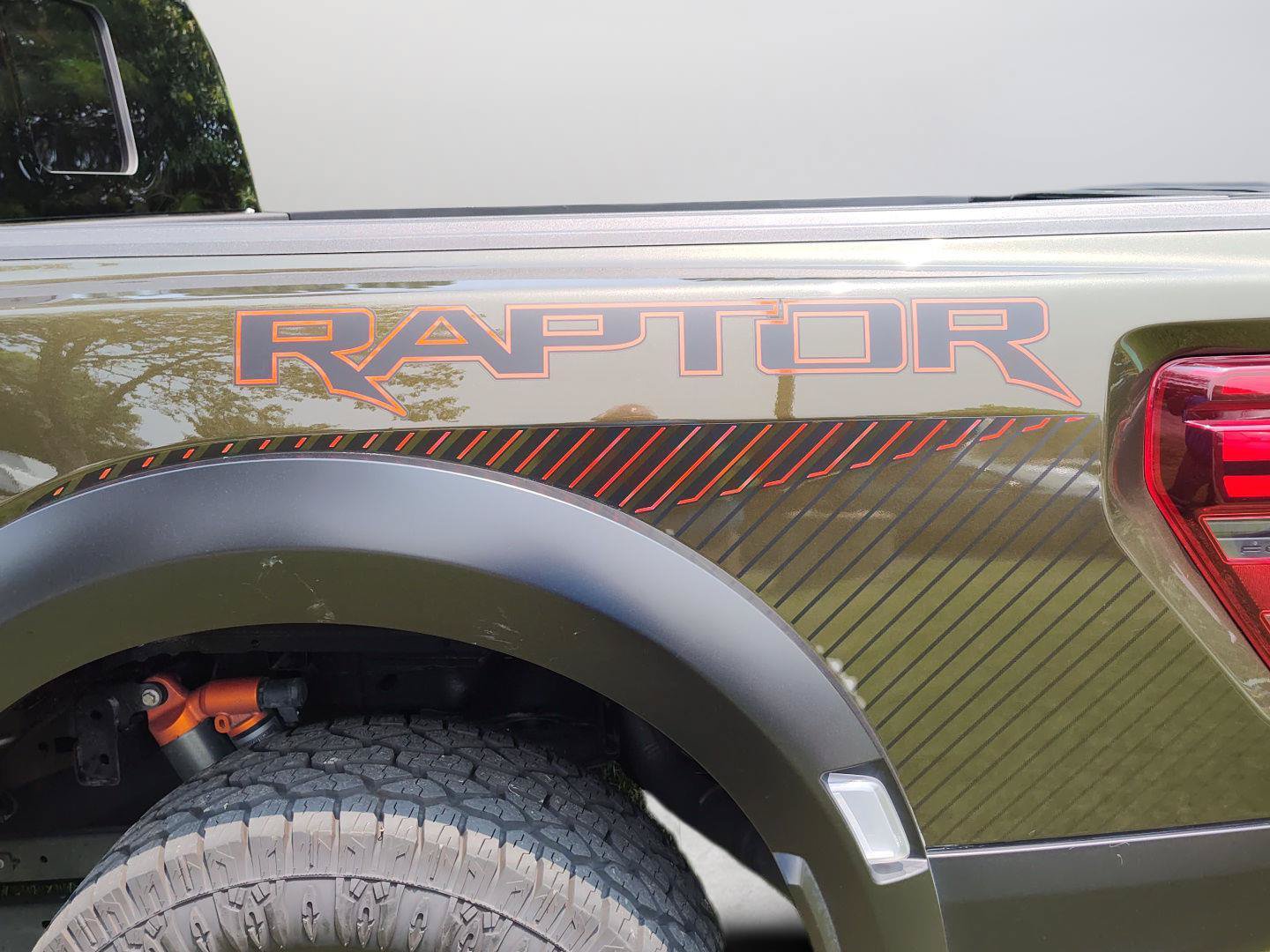 Certified 2024 Ford F150 Raptor AWD/4WD image 10