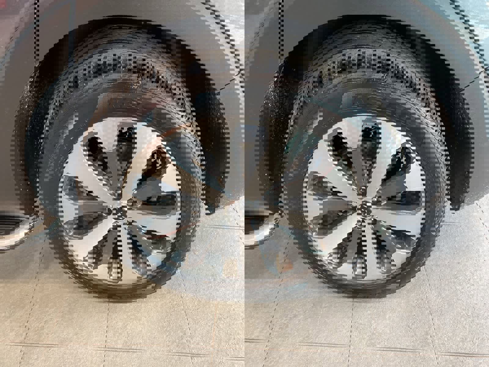 Used 2022 Kia Telluride S image 9