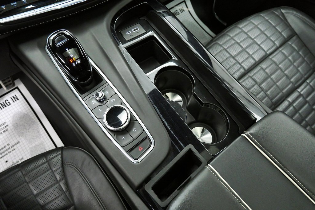 Used 2023 Cadillac Escalade ESV V image 36