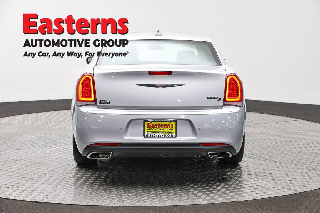 Used 2023 Chrysler 300 S RWD image 6
