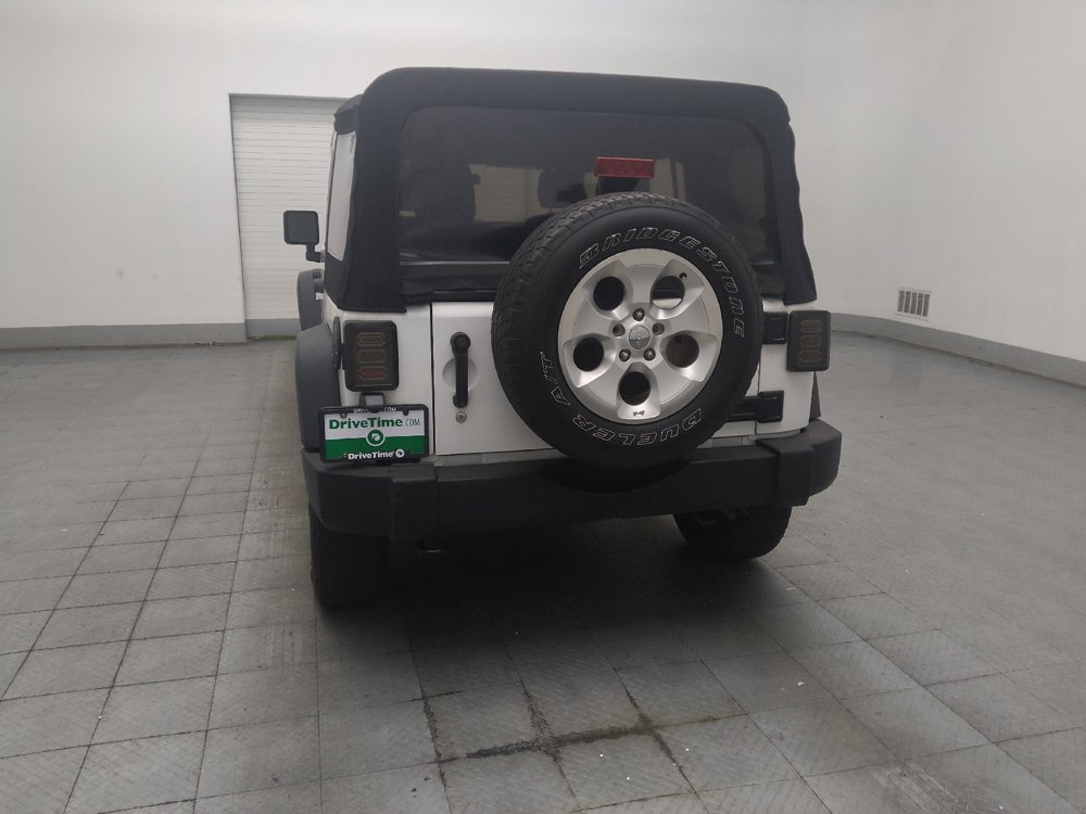 Used 2016 Jeep Wrangler Unlimited Sport w/ Connectivity Group AWD/4WD image 6