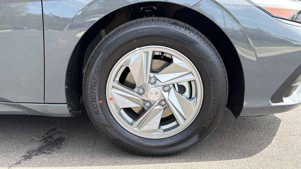 New 2026 Hyundai Elantra SE image 12