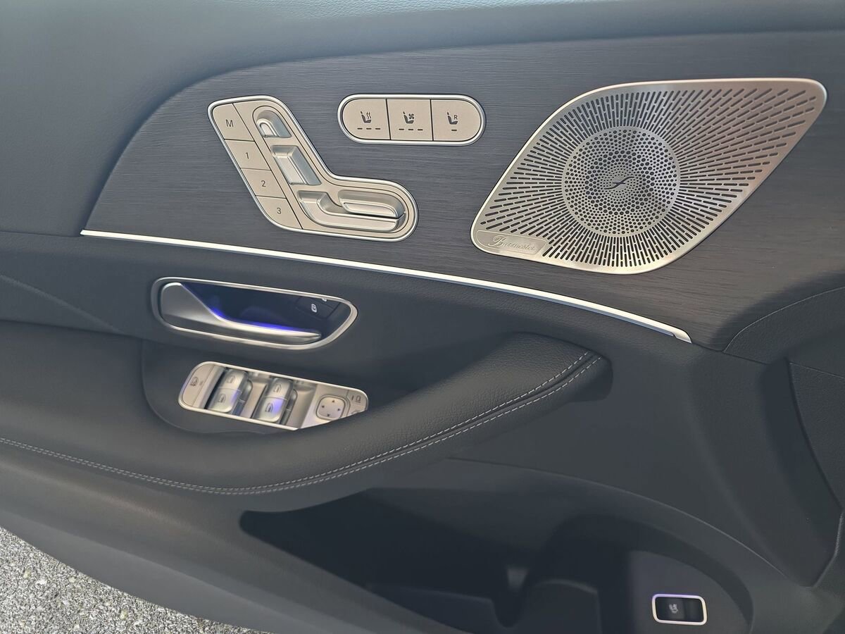 New 2026 Mercedes-Benz GLS 450 4MATIC image 27