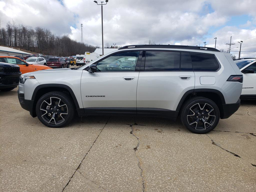New 2026 Jeep Cherokee Overland w/ Advanced Pro Tech Group image 7