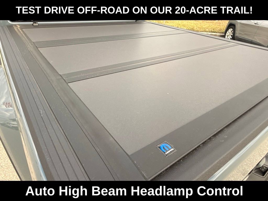 New 2026 Jeep Gladiator Sahara image 26