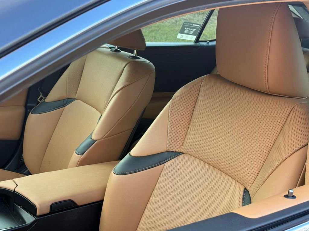 Certified 2023 Lexus ES 350 w/ Premium Package image 19