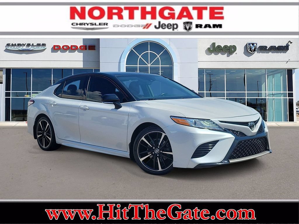 Used 2020 Toyota Camry XSE FWD image 1