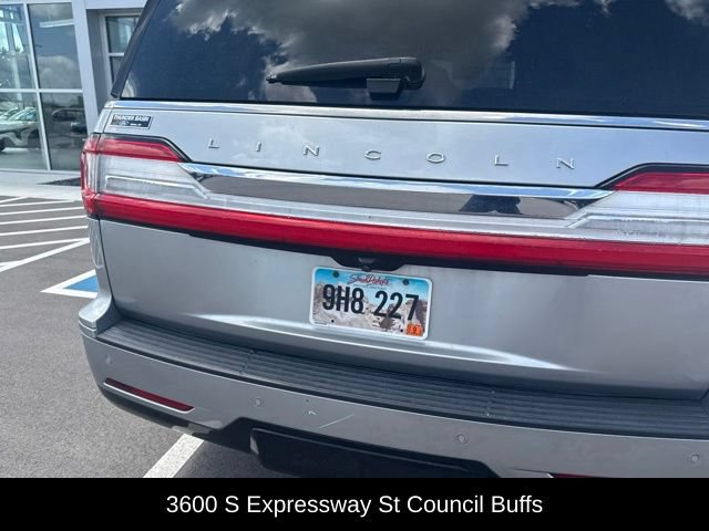 Used 2020 Lincoln Navigator Reserve AWD/4WD image 10