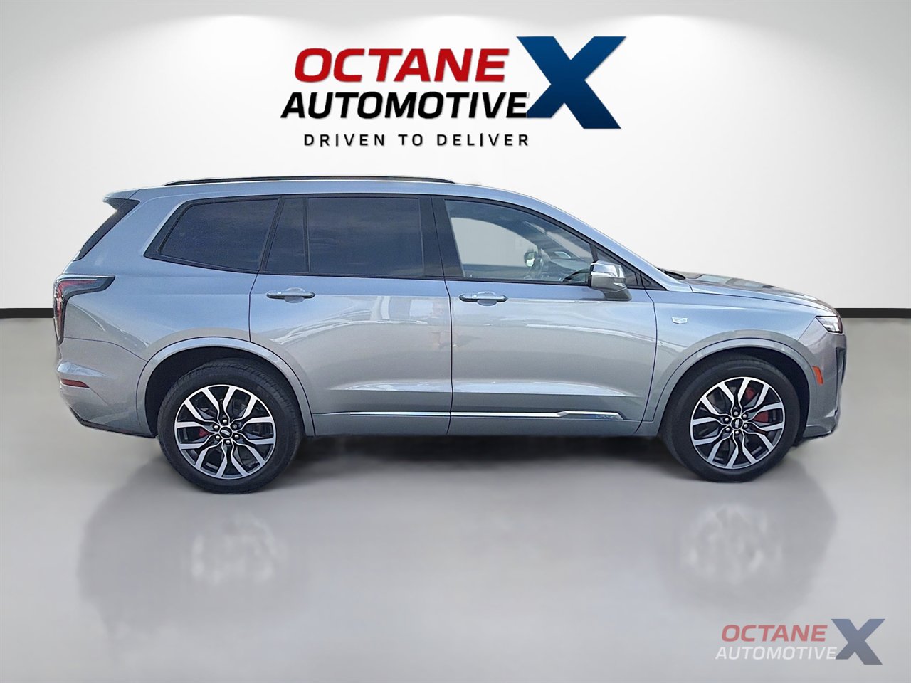 Used 2024 Cadillac XT6 Sport AWD/4WD image 8
