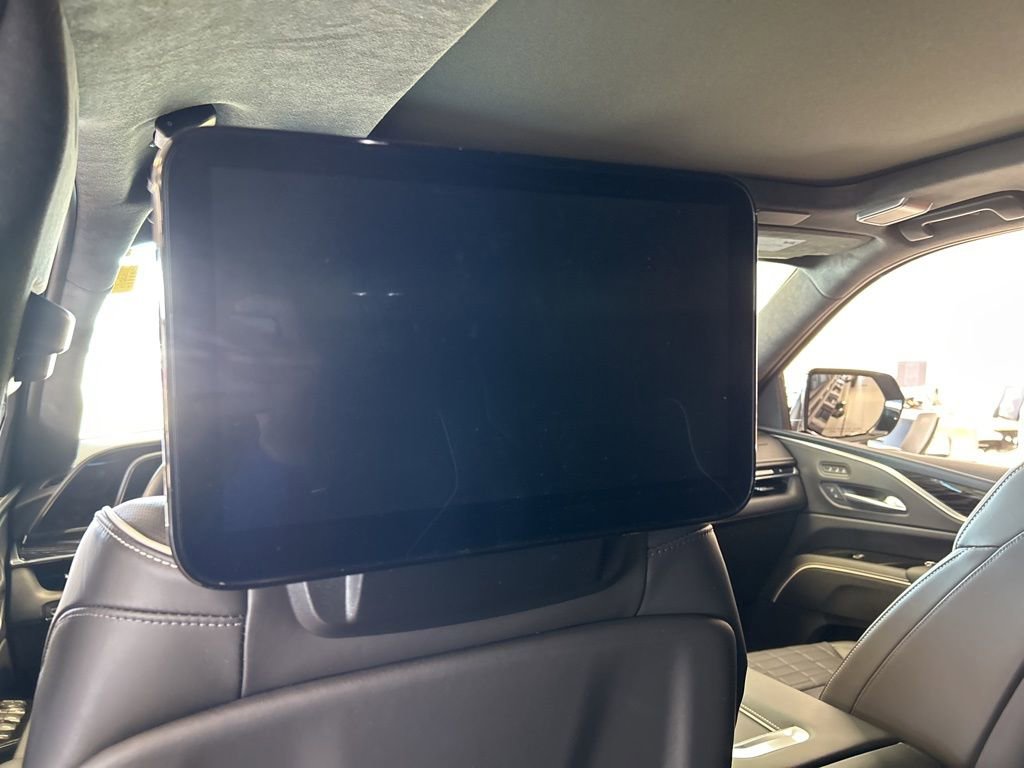 Used 2023 Cadillac Escalade ESV V AWD/4WD image 29