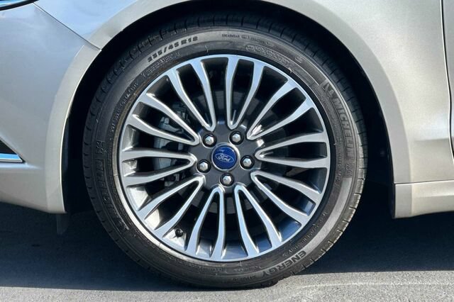 Certified 2017 Ford Fusion Titanium FWD image 26