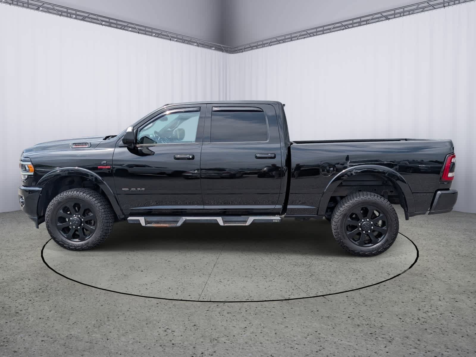 Used 2022 RAM 2500 Laramie AWD/4WD image 6