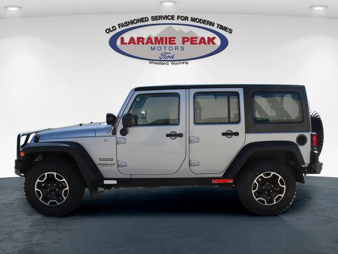 Used 2015 Jeep Wrangler Unlimited Sport image 8