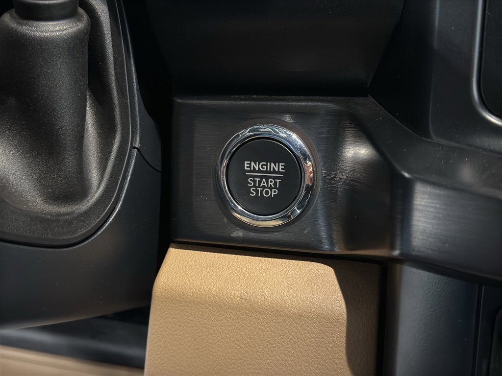 Used 2024 Ford F350 Lariat w/ Sport Appearance Package image 14